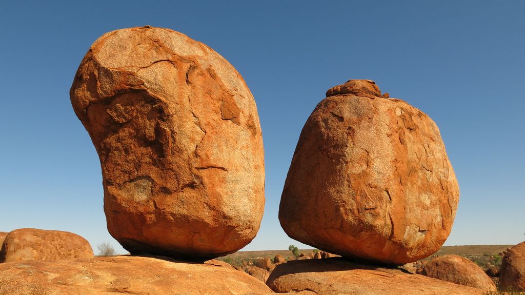 DEVIL’S MARBLES