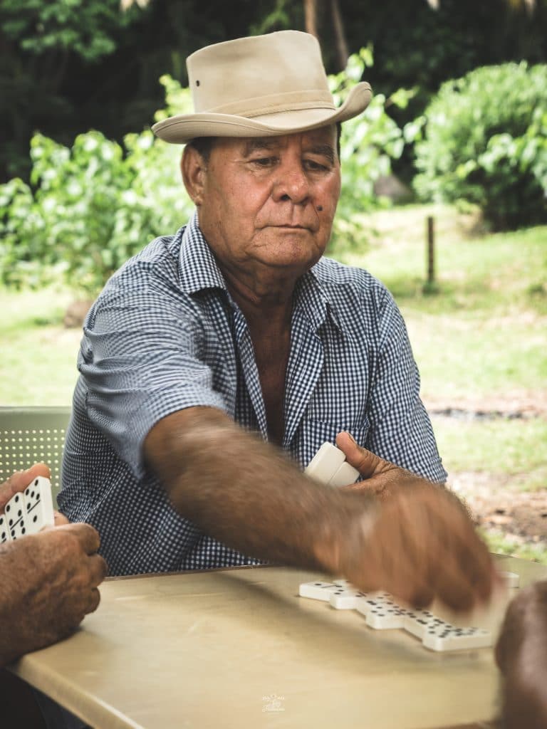 Joueur de domino à Grande Anse